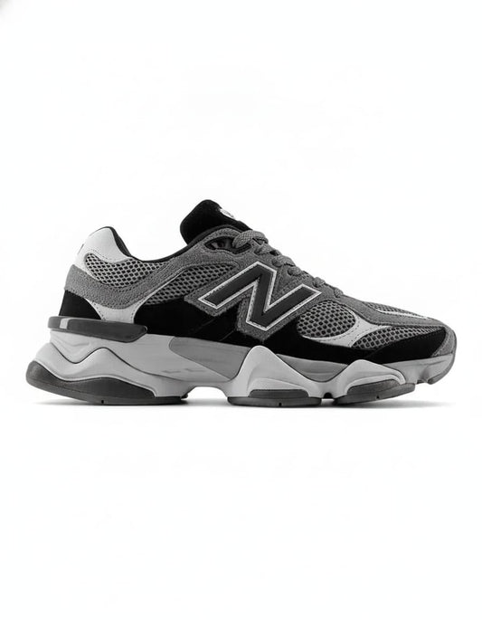 Retro-Inspired Lifestyle Sneaker Black Gray