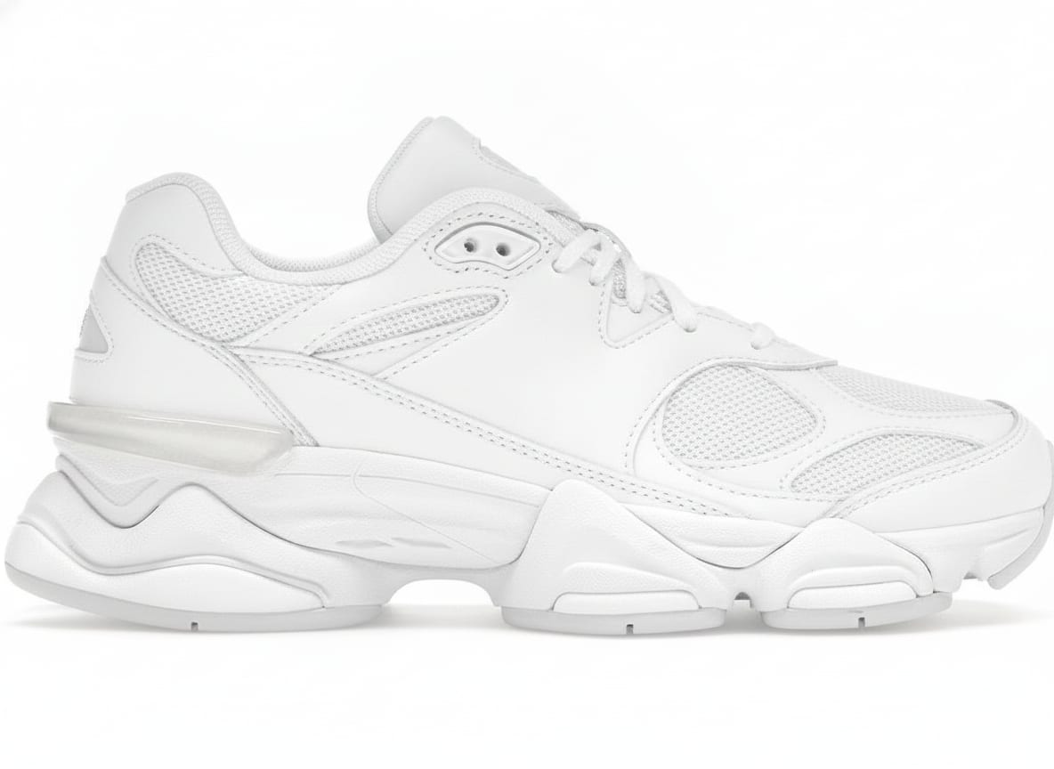 Modern Lifestyle Sneakers - Triple White